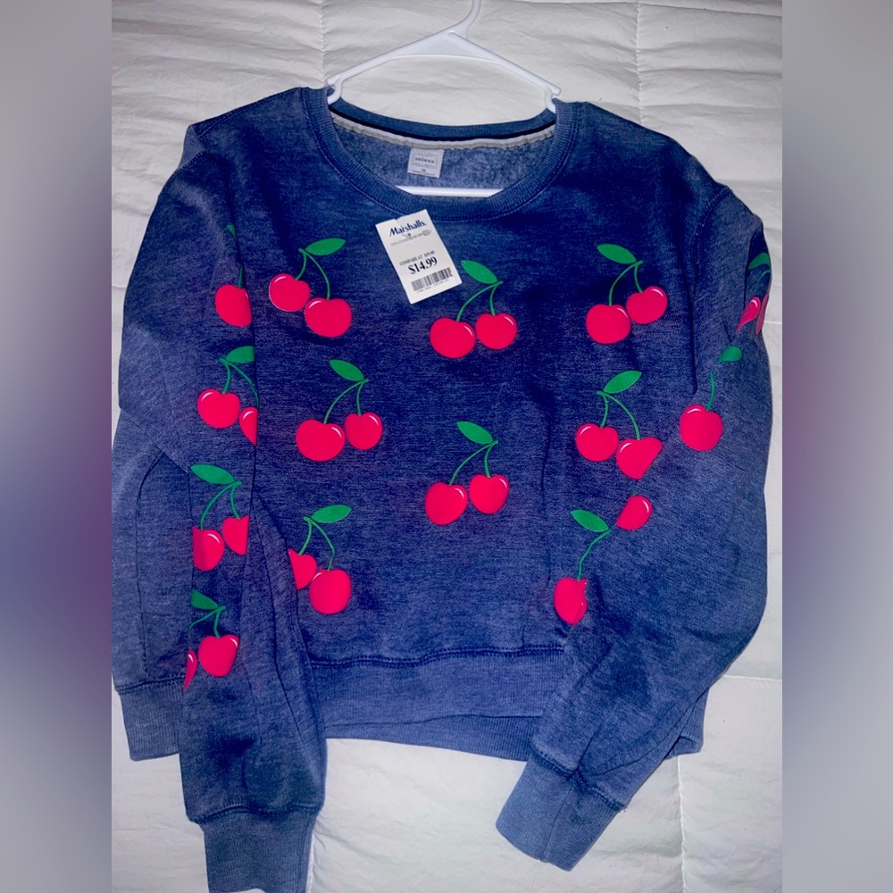 Sweatshirt